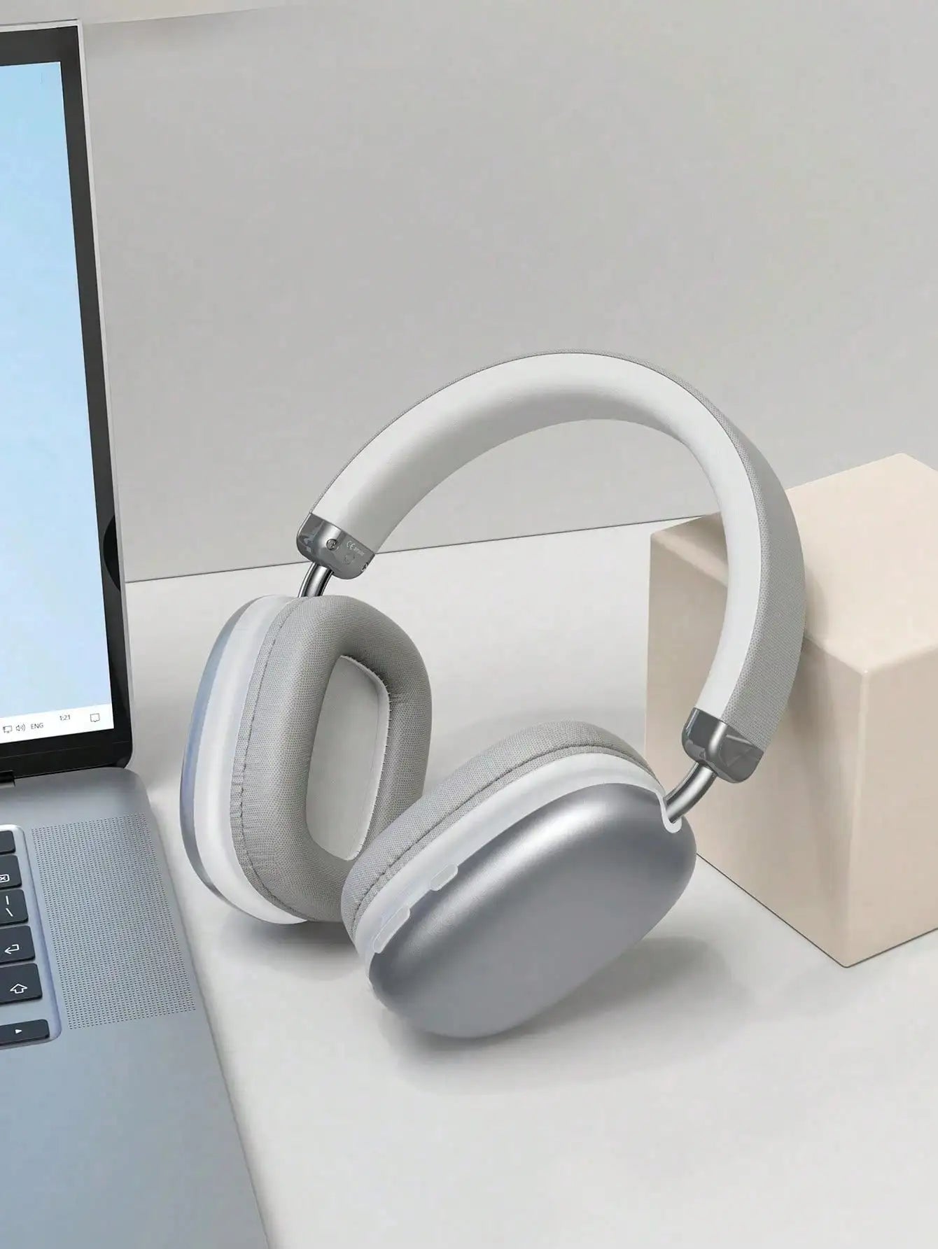 Bluetooth Headphones Over Ear Wireless Headset HiFi Music Gaming Comfortable Mic for iPhone Android PC Travel Sports Gift Unisex